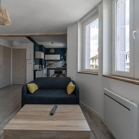 Le Jean Bapt- A Proximite Du Plan D'eau *