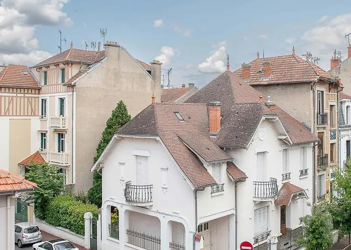 Le Jean Bapt- à Proximité Du Plan D’eau Apartamento Vichy